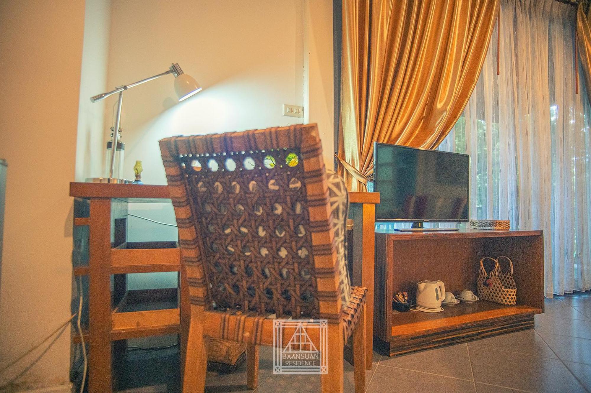 Resort Baan Suan เฮือนพักบ้านสวน 3*