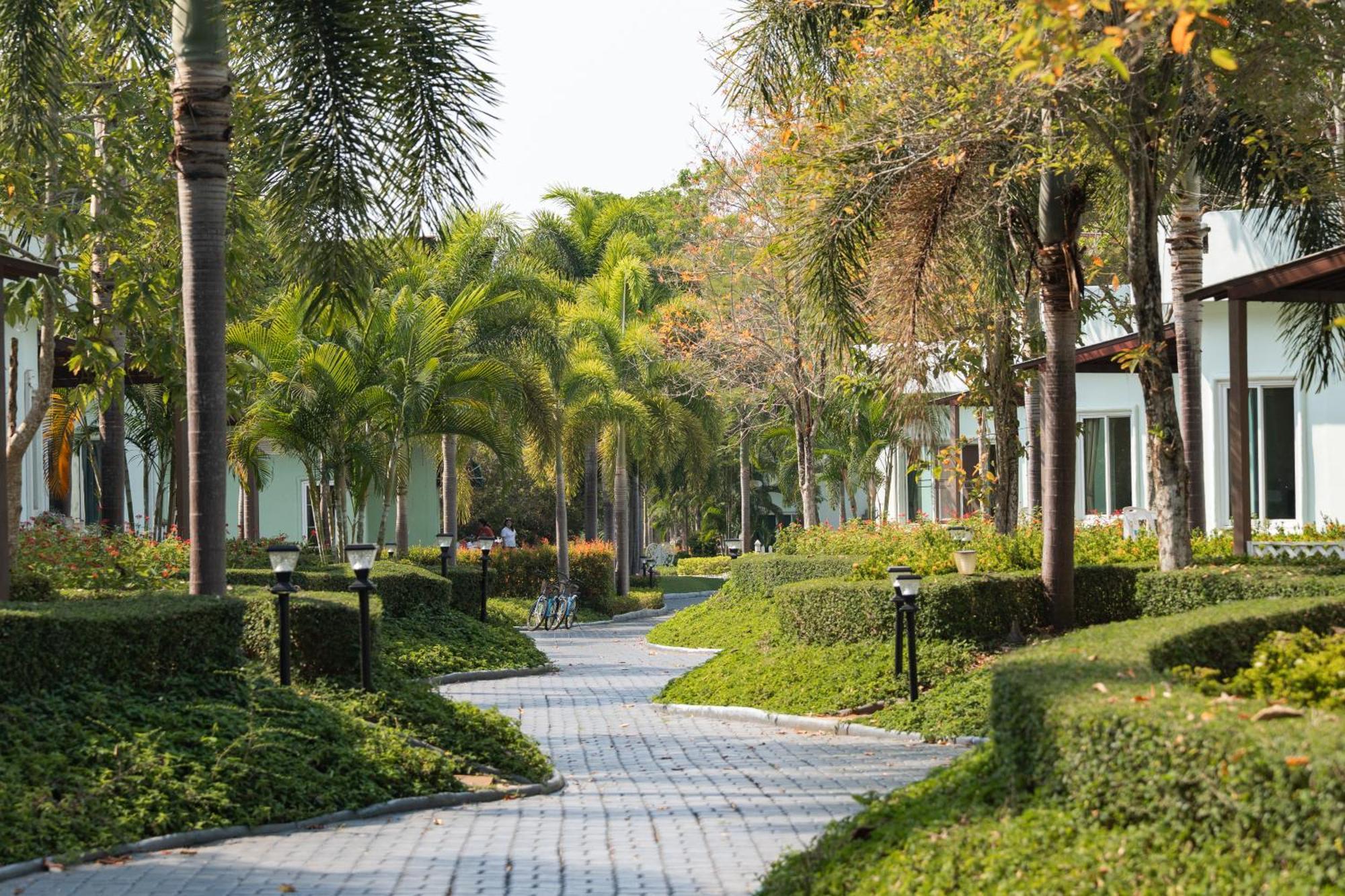 Resort Reina Nong Nam Daeng
