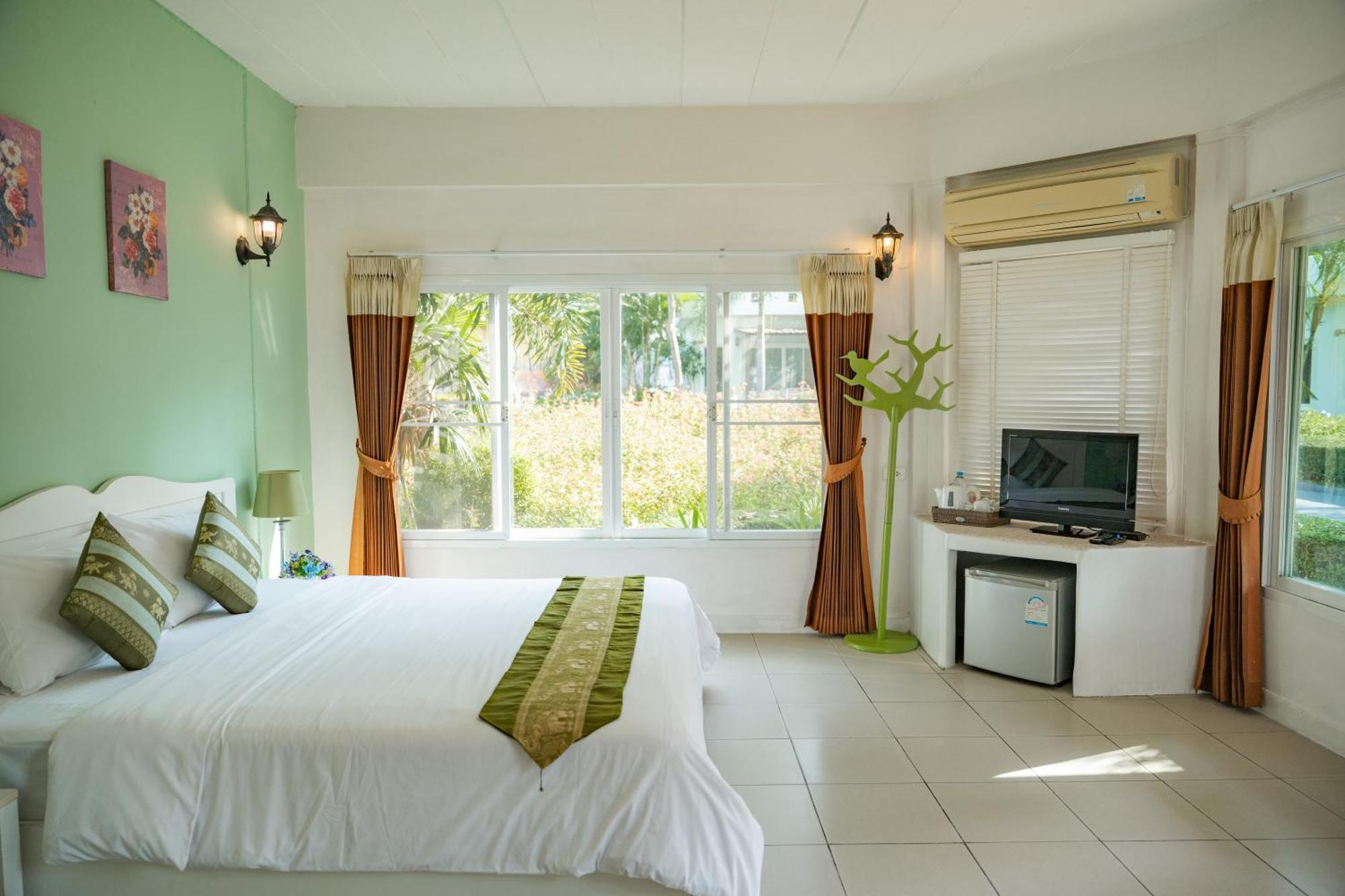 Resort Reina Nong Nam Daeng
