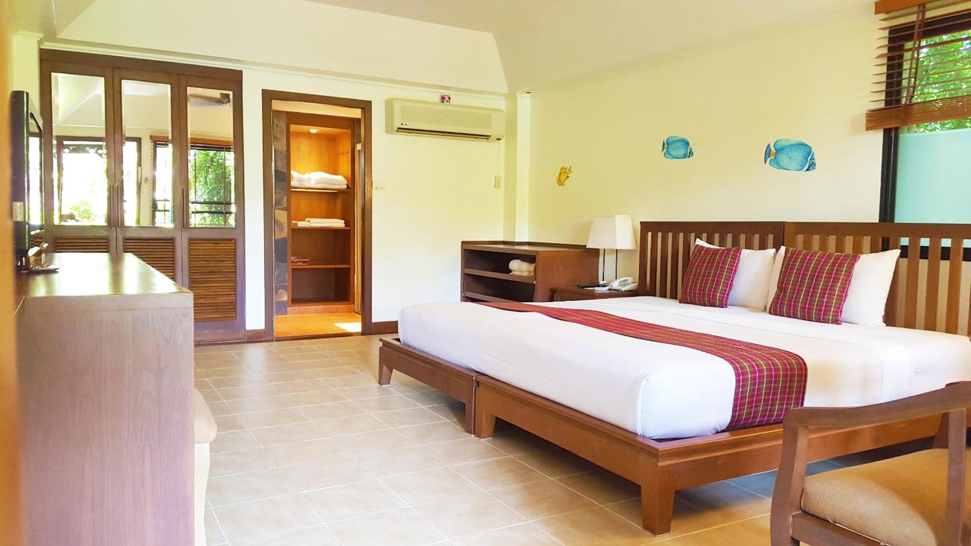 Birds And Bees Resort Pattaya