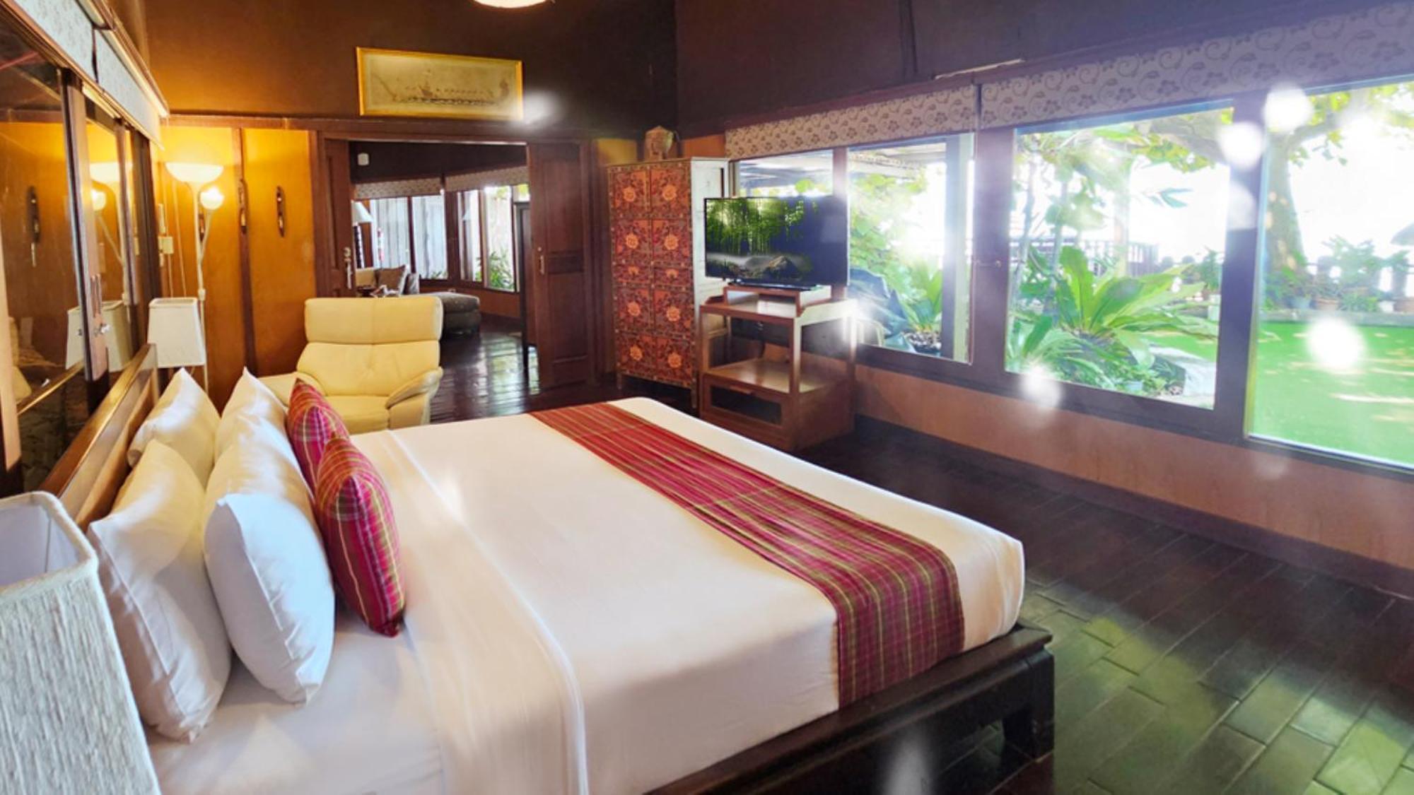 Birds And Bees Resort Pattaya