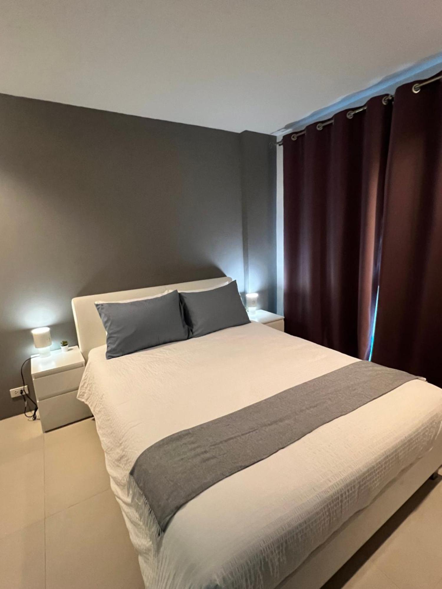 Grandblue 307 Pool-seaview Maephim Rayong Apartment