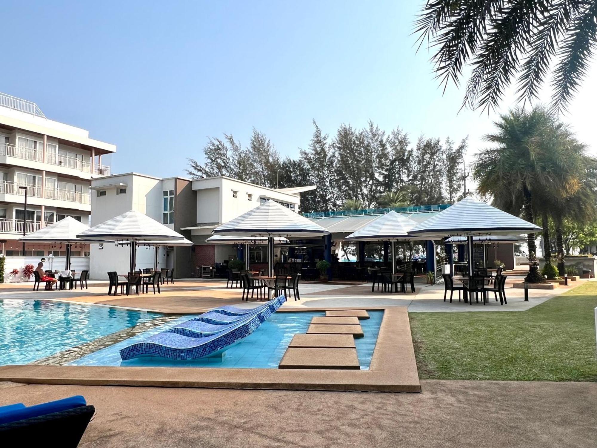 Grandblue 307 Pool-seaview Maephim Rayong Apartment Mae Phim