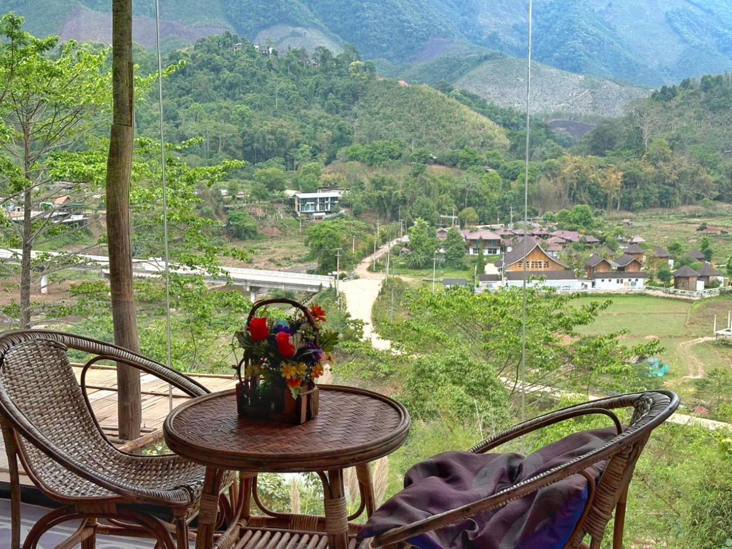 Holiday park สะปันซีวิว ที่พักบ้านสะปัน บ่อเกลือ น่าน