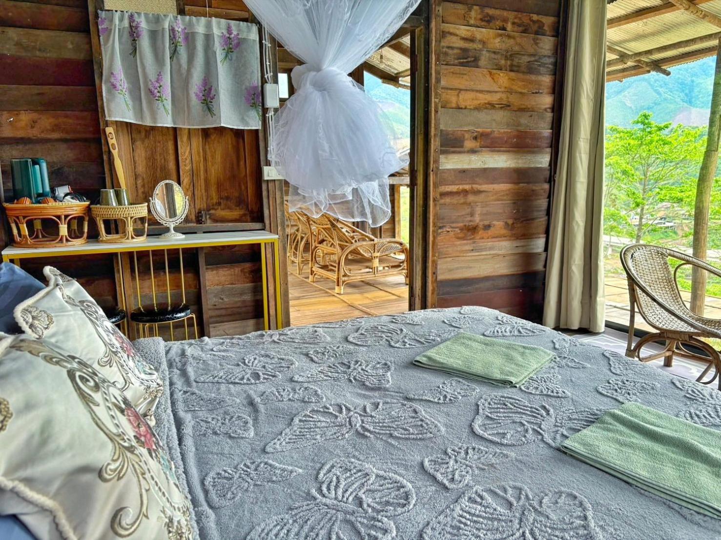 สะปันซีวิว ที่พักบ้านสะปัน บ่อเกลือ น่าน