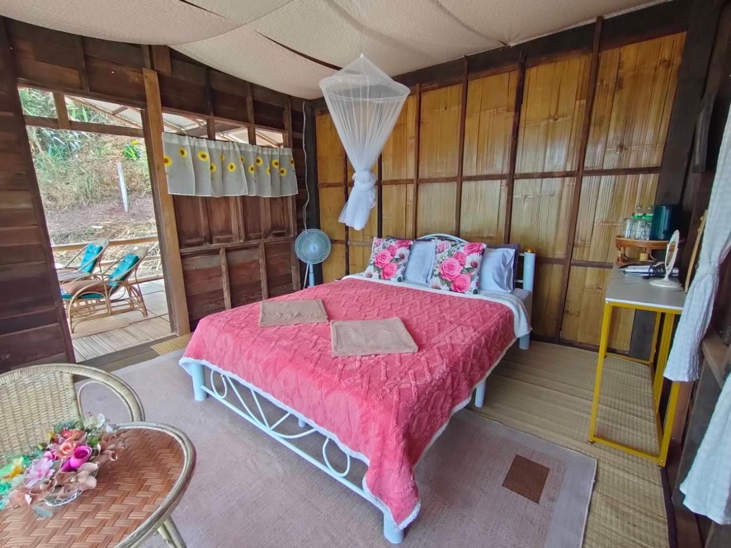 สะปันซีวิว ที่พักบ้านสะปัน บ่อเกลือ น่าน *