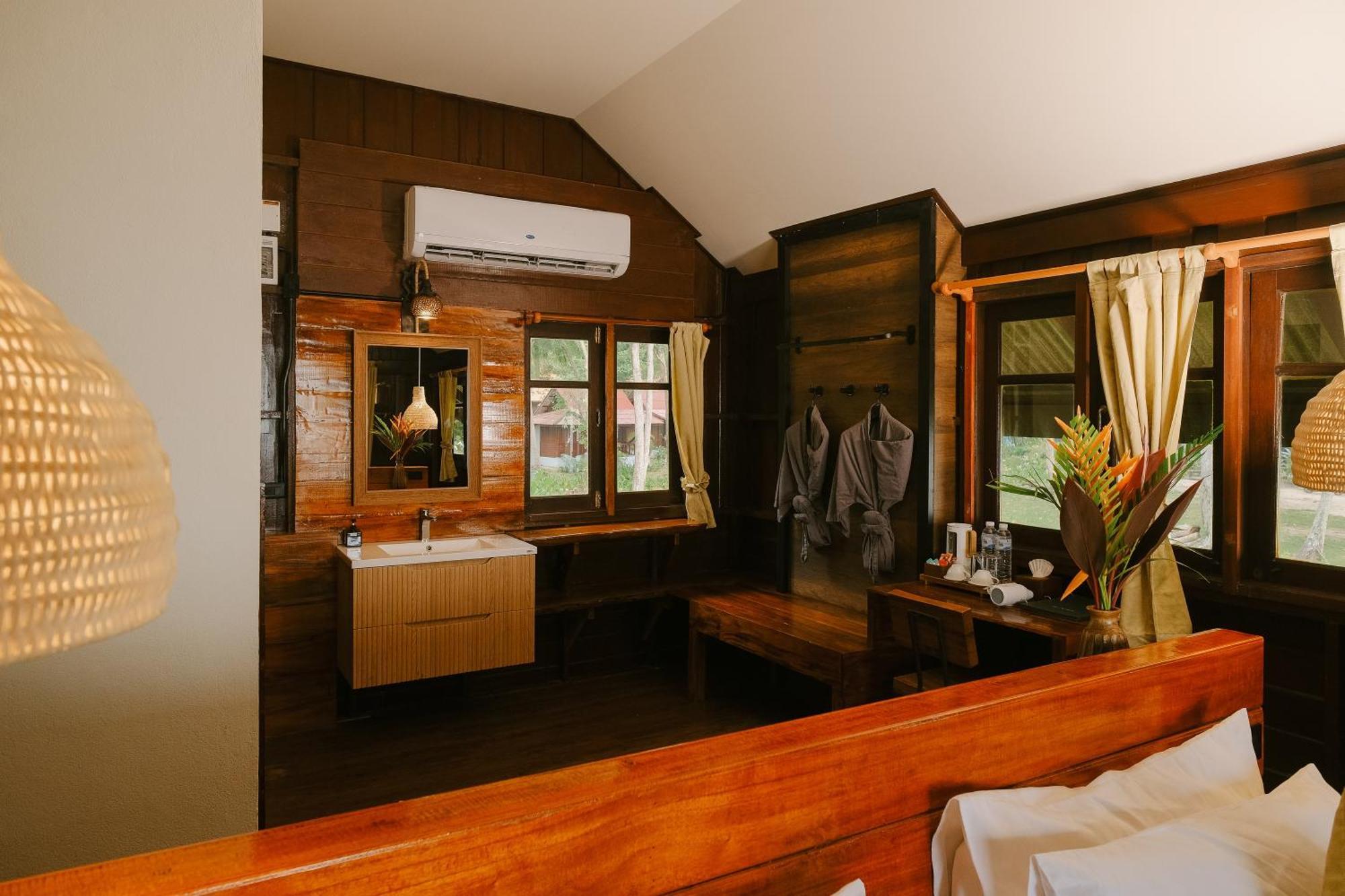 Guest house Joy And Restaurant Koh Jum