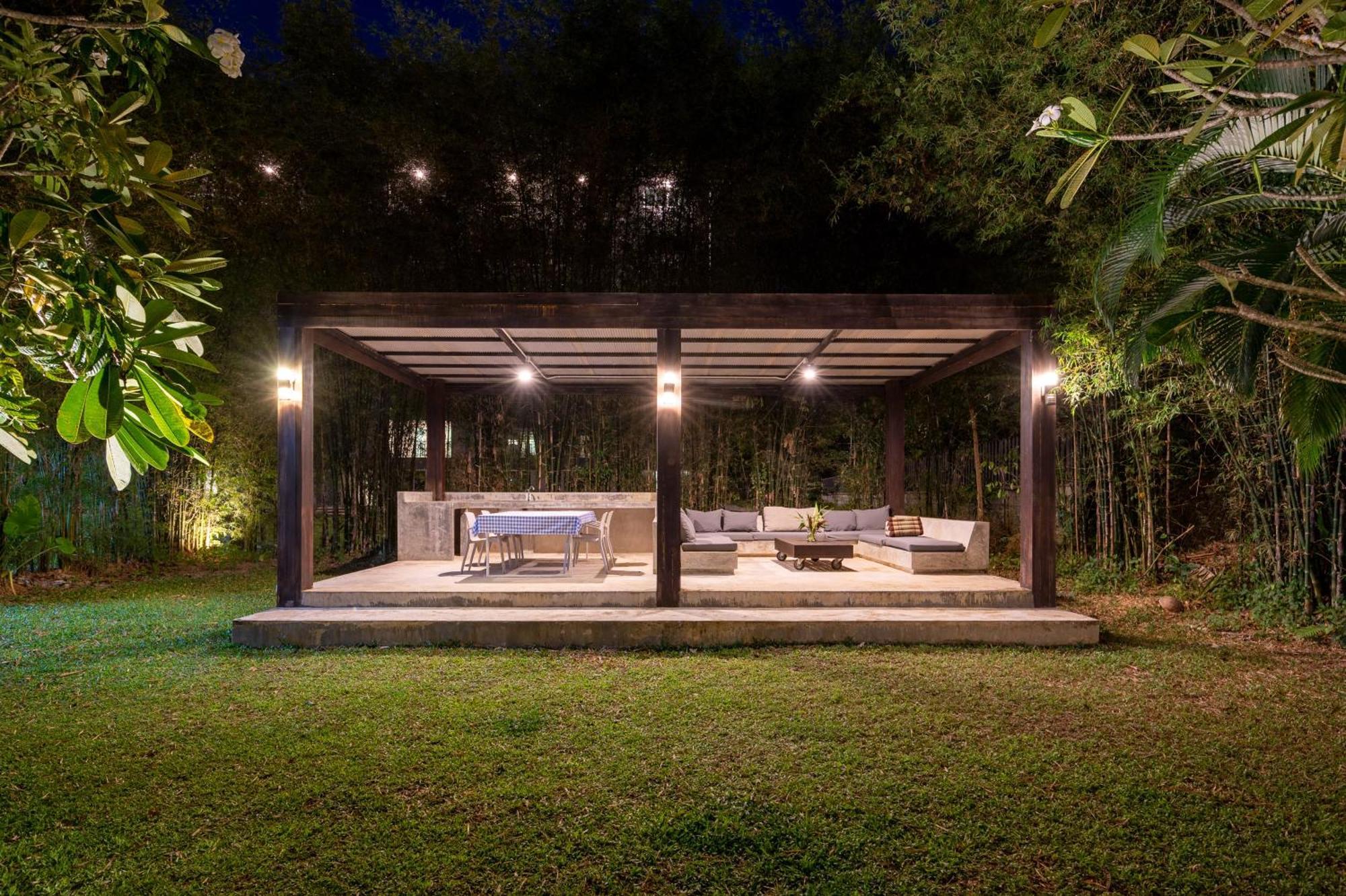 Isara Holiday home *