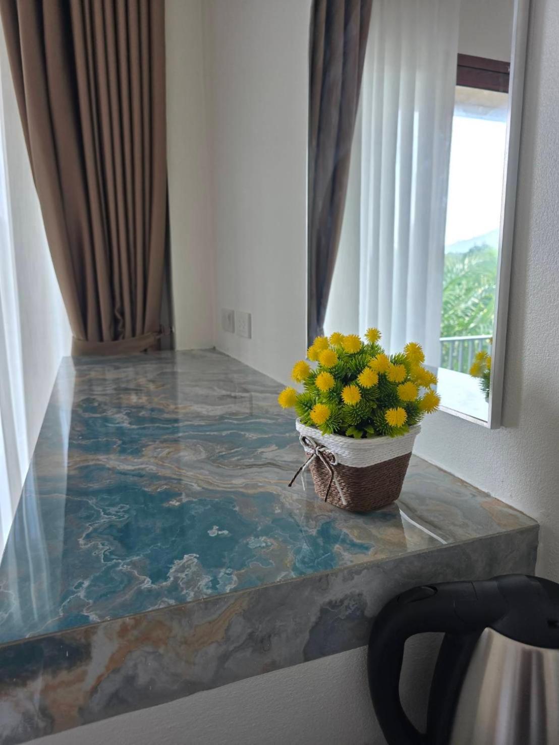 Baannai View Resort