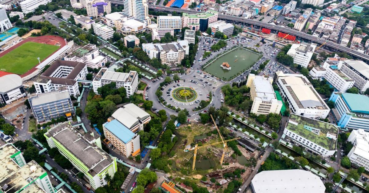 ลีลาวดี ซอยมหาดไทย รามคำแหง65 Mahadthai Apartment *
