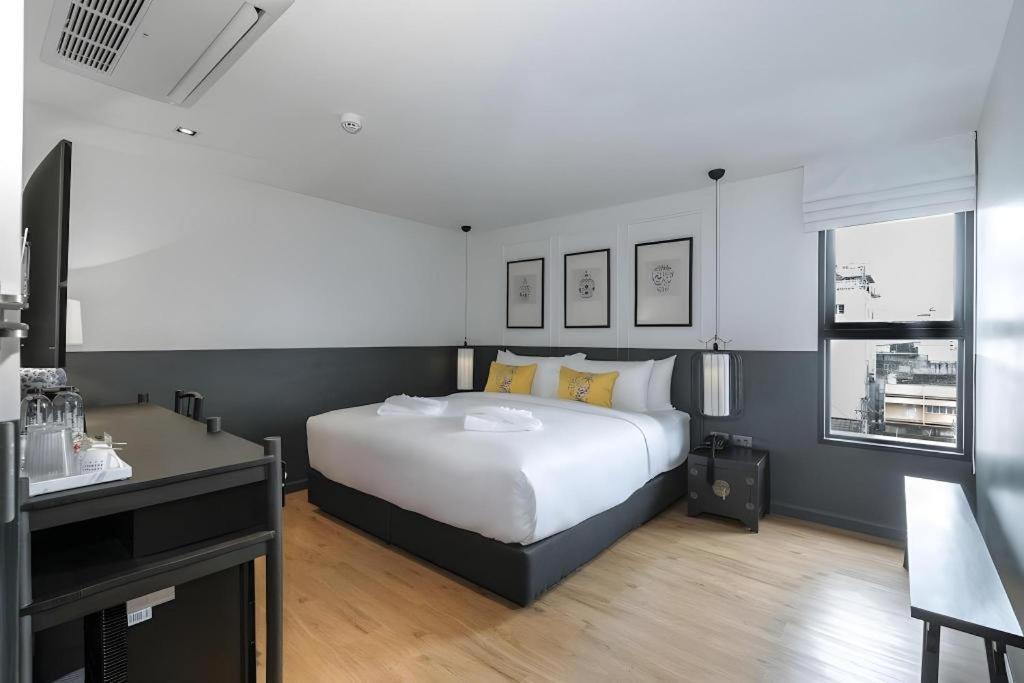 Sakura Hotel 2*
