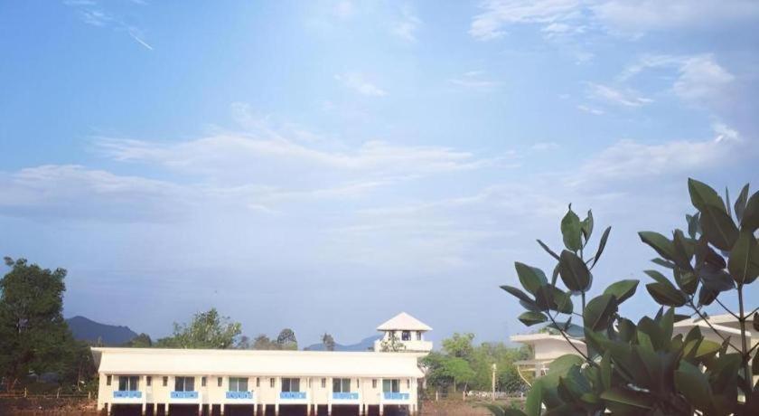 Resort Anavilla Tangke Khanom
