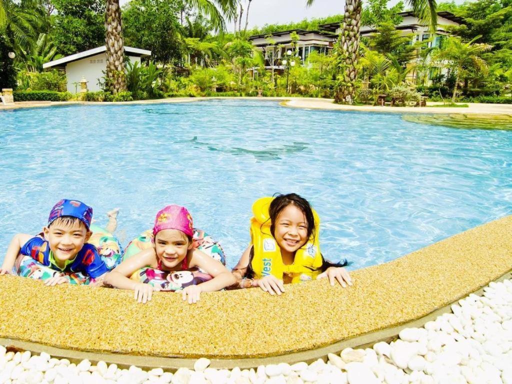 Resort Nattha Waree Hot Spring And