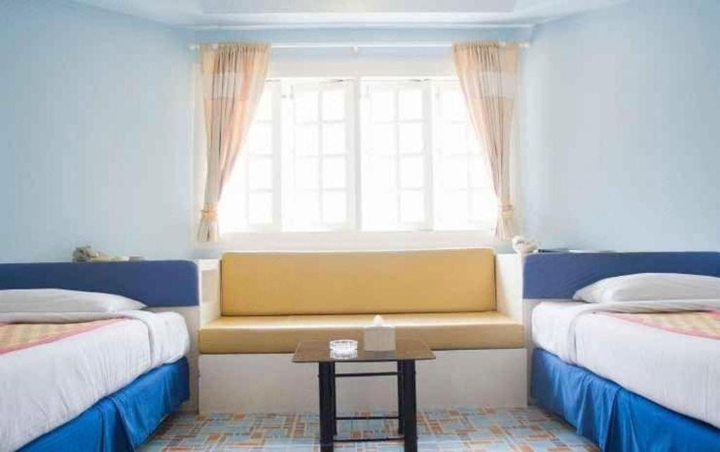 Bangsaen Villa Hotel Hotel