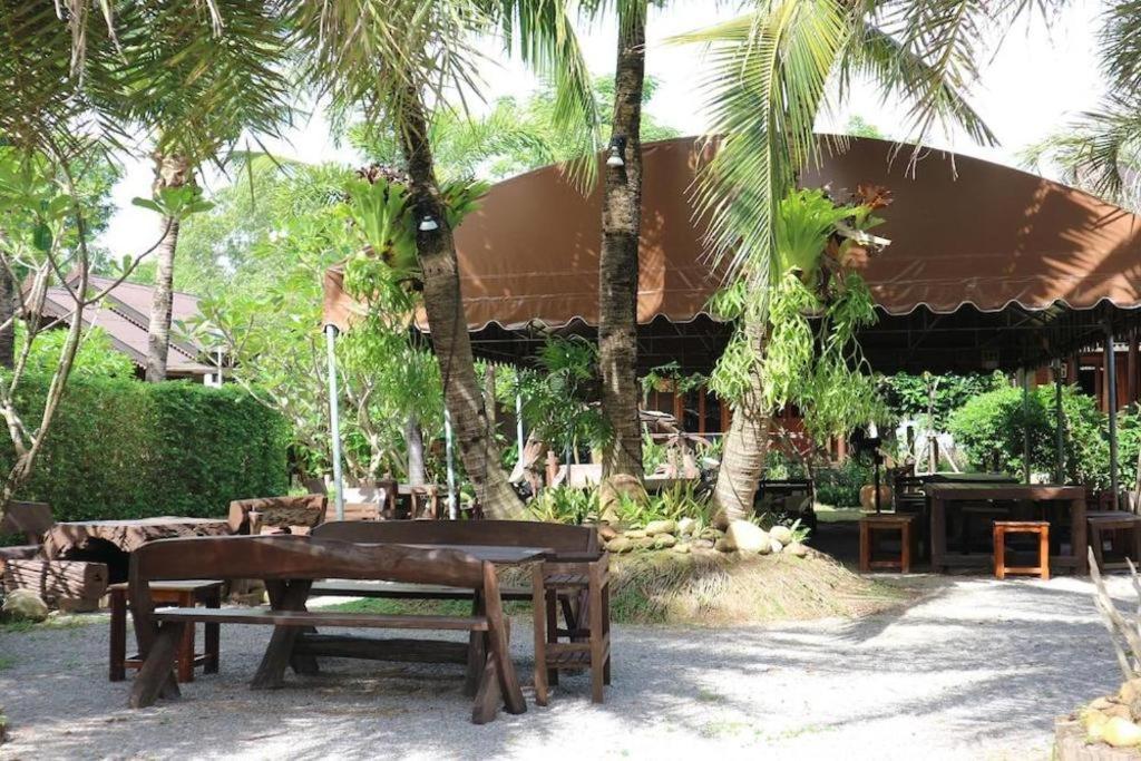 Resort Baan Baitan 3*
