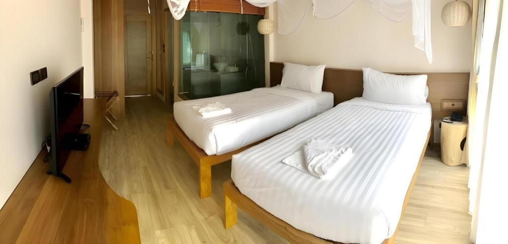 Resort Sealey