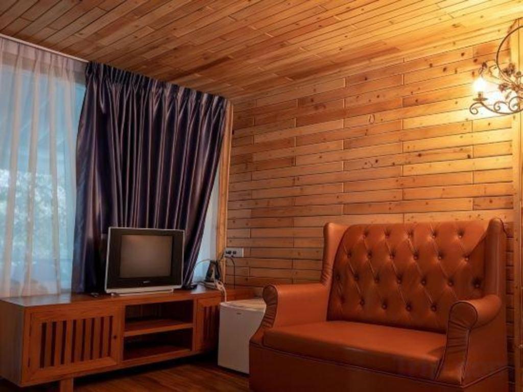 Hotel Oyo 75374 Baan Rak Mai