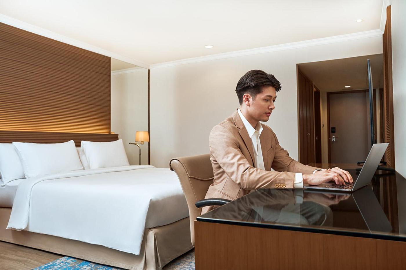 Dusit Princess Srinakarin Hotel