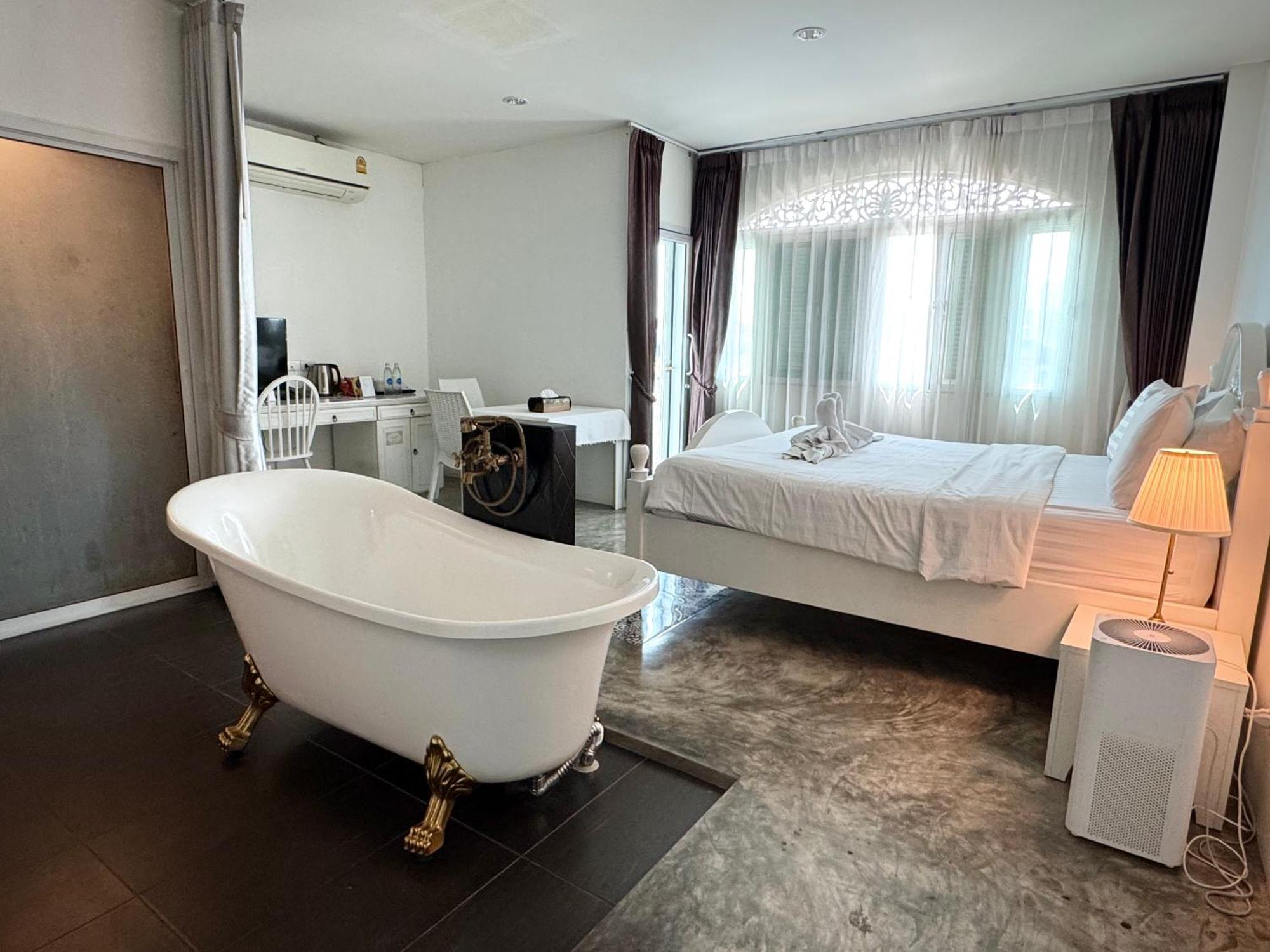Nidhra Lanna Hotel Chiang Mai