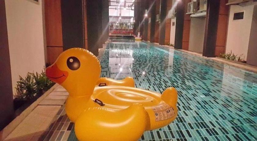 Hotel Z2 Boutique Si Racha