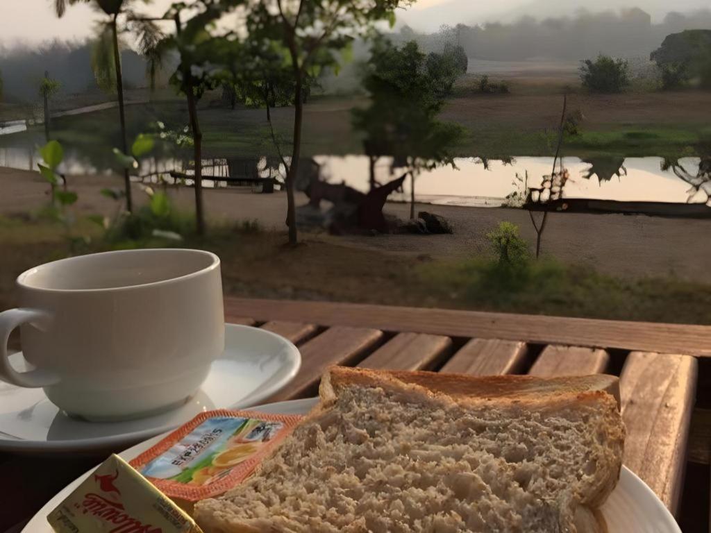 Baan Mai Kon Muang Hotel 2*