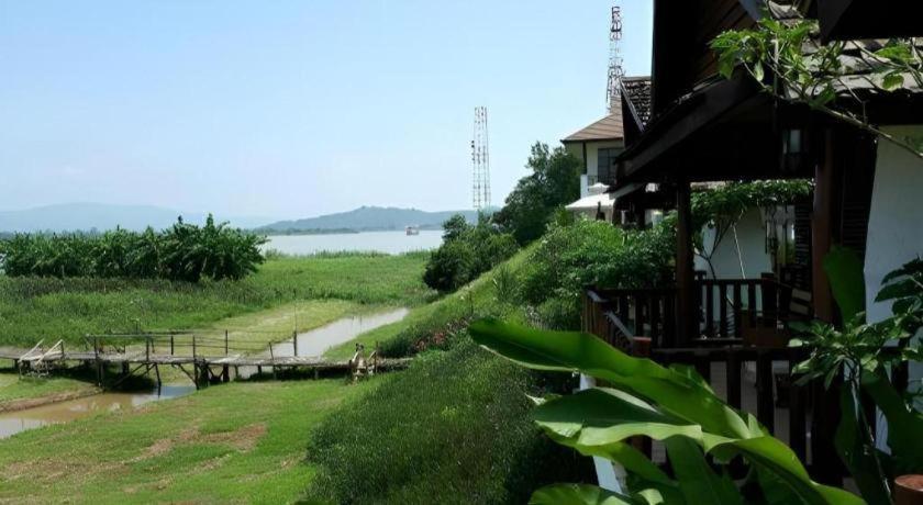 Gin's Greenery Hotel 4*