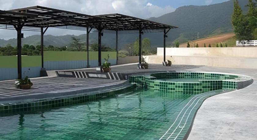 Breeze Hill Khao Kho