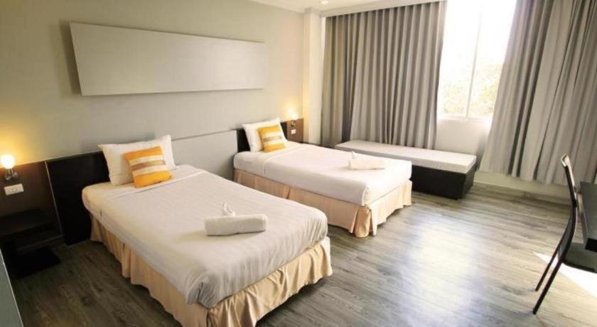 Hotel Thepnakorn Buriram