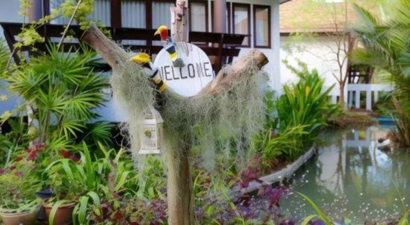 Resort Baan Suan Nuan Ta 4*