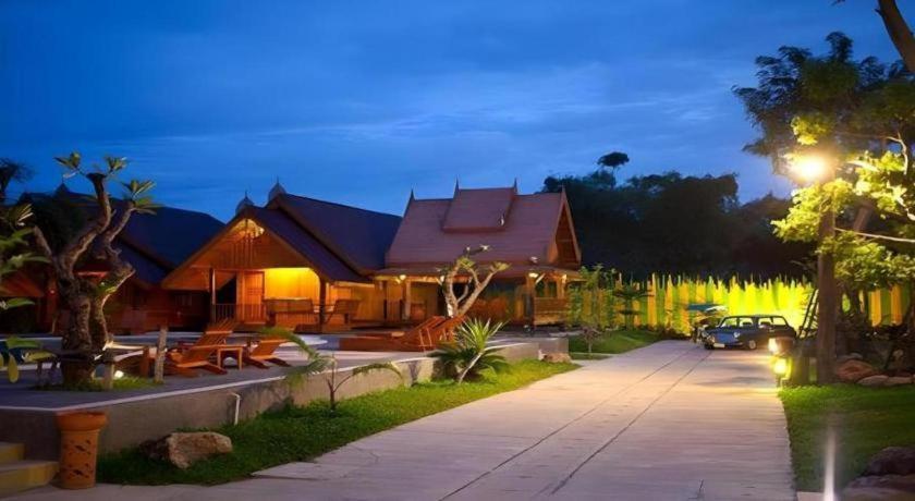 Srisawat Hua Hin