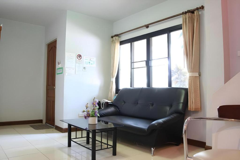 Resort Chayada Garden House And Nakhon Ratchasima