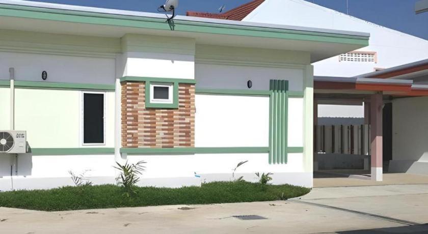 Resort Suanrak 2*
