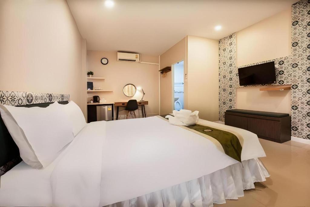 Hotel Majestic View Pathum Thani