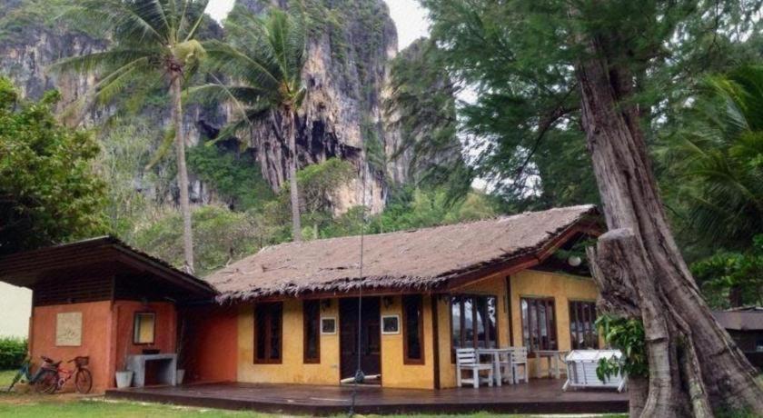 Baan Chao Mai House Trang