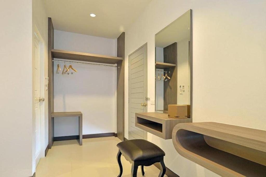 Resort The Rich 2*