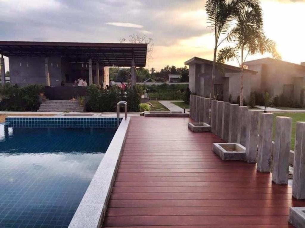 Baanwaan Resort