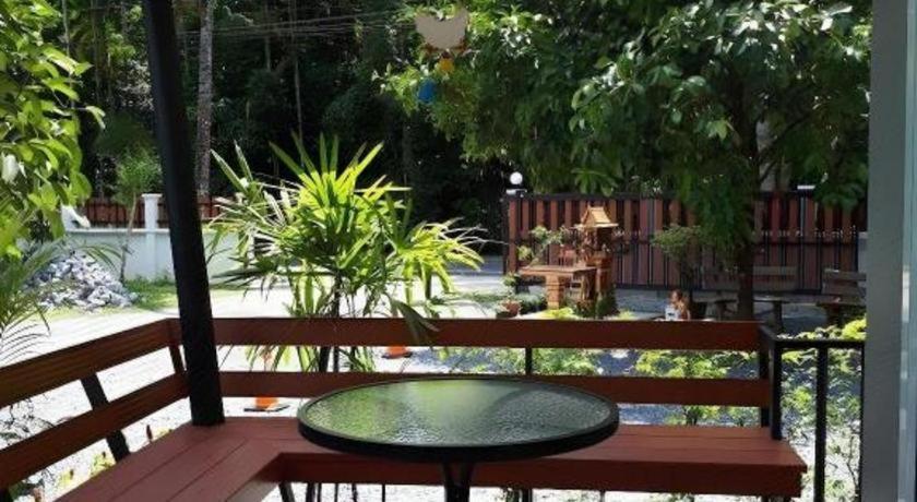 Baan Bhuriwat Resort 3*
