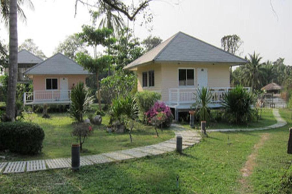 Greenfield Valley Fishing Resort Hua Hin