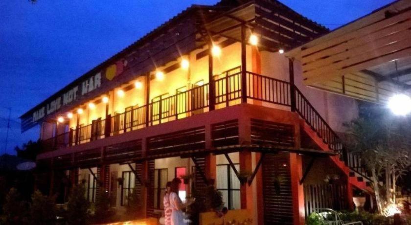Sawasdee River Kwai Lodge *