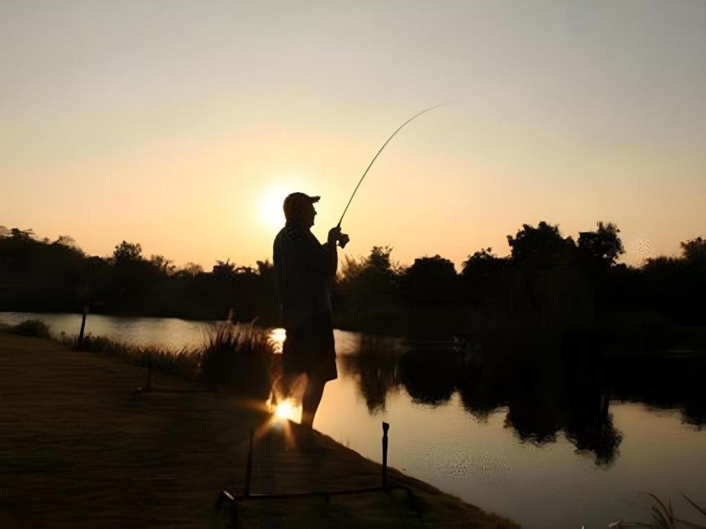 Resort Greenfield Valley Fishing Hua Hin