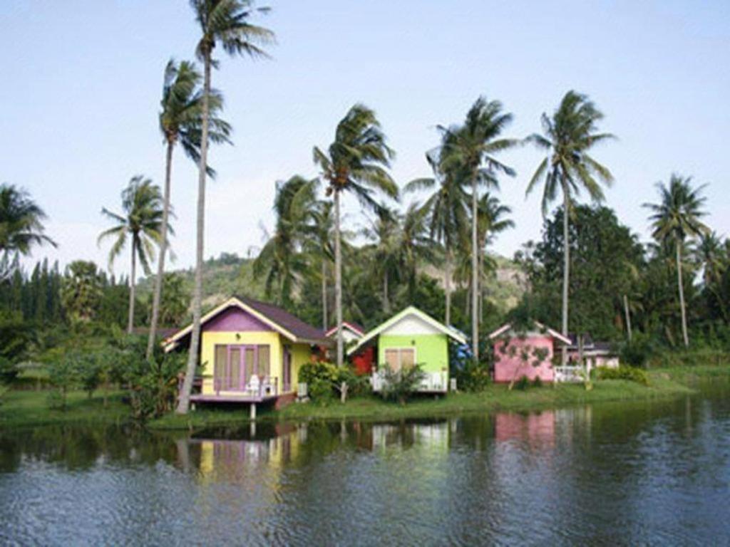 Resort Greenfield Valley Fishing Hua Hin