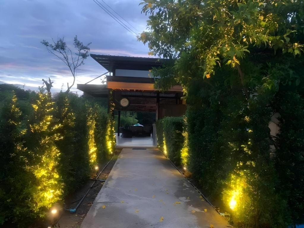 Greenfield Valley Fishing Resort 2*