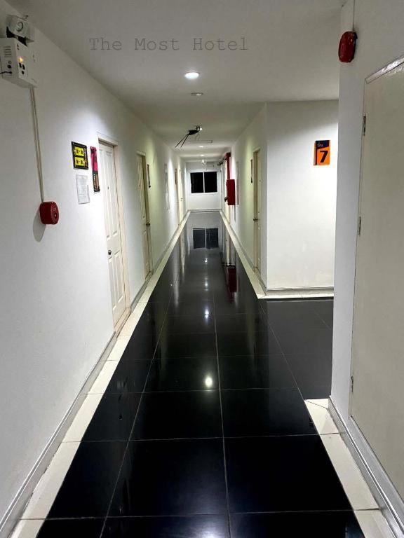 Hotel The 3*