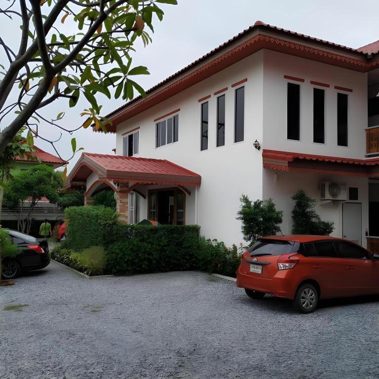 The Aam Resort Bang Sare