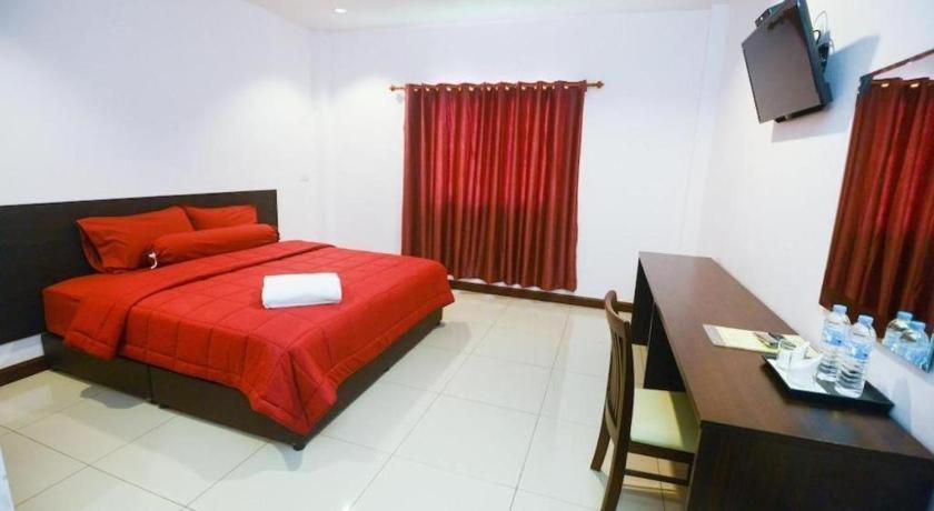 Garden Resort Nang Rong