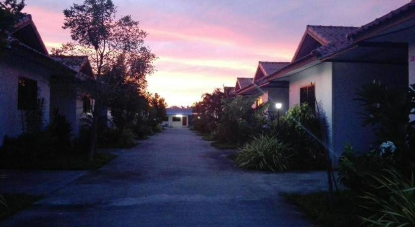Garden Resort 3*
