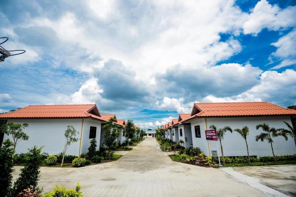 Resort Garden Nang Rong