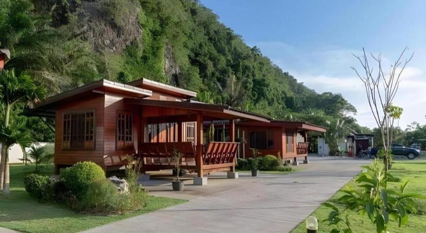 Resort Phuphayot Trang