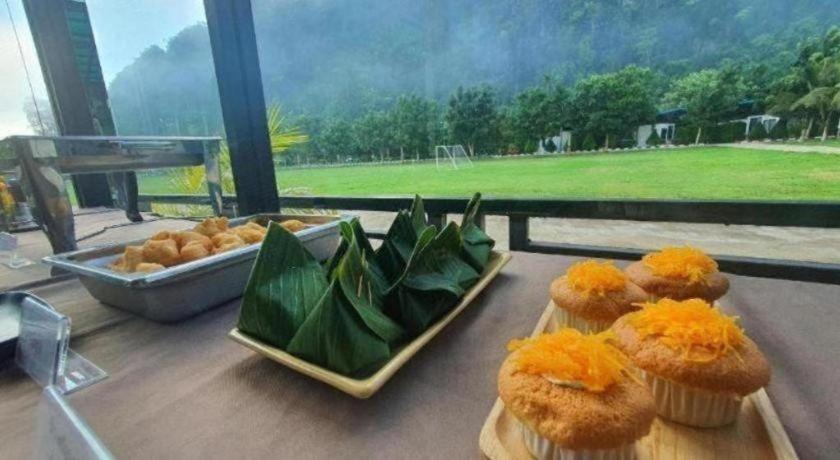 Phuphayot Resort