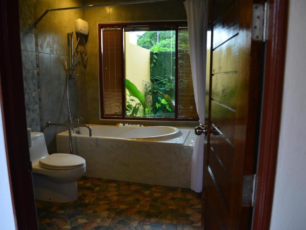 Resort Sucholtee Surat Thani